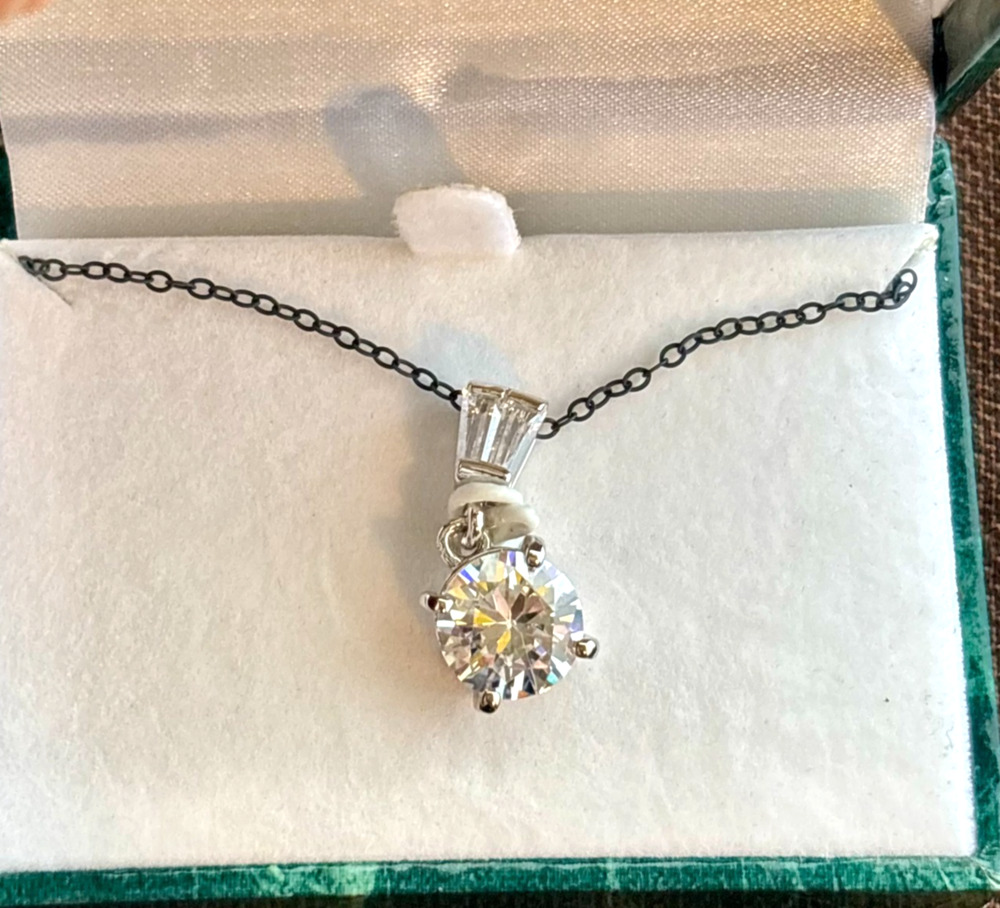 NIB Vintage Suzanne Somers 925 Sterling Silver CZ Solitaire Pendant Necklace 19"